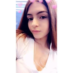 Meet your Posher, Alyssa